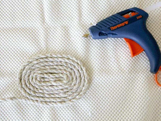 CI-Jess-Abbott_Rope-Rug-coil-step3_h CI-Jess-Abbott_Rope-Rug-coil-step3_h