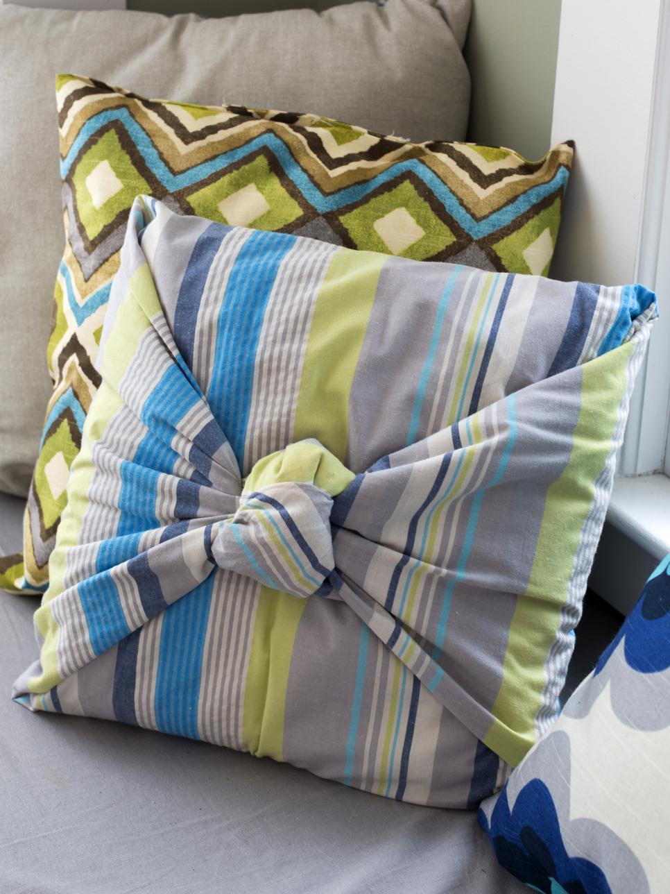 How to Make Throw Pillows Without Sewing DIY