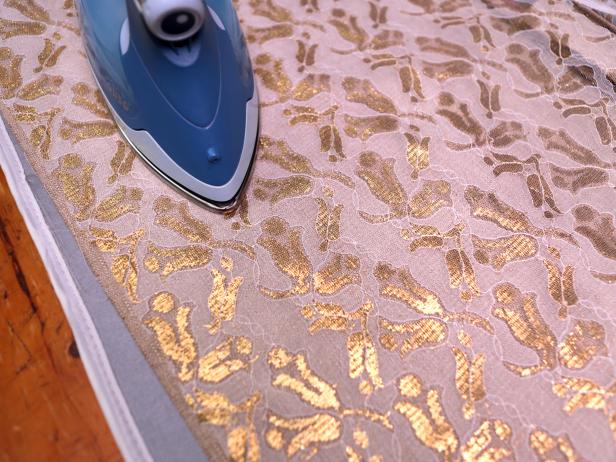 CI-617Media_Placemats-iron-fabric-step1_h CI-617Media_Placemats-iron-fabric-step1_h