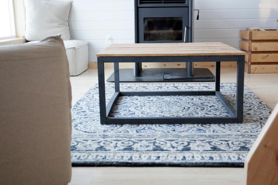 35 Modern Furniture DIYs Inspired by 'Ellen's Design Challenge' Ellen