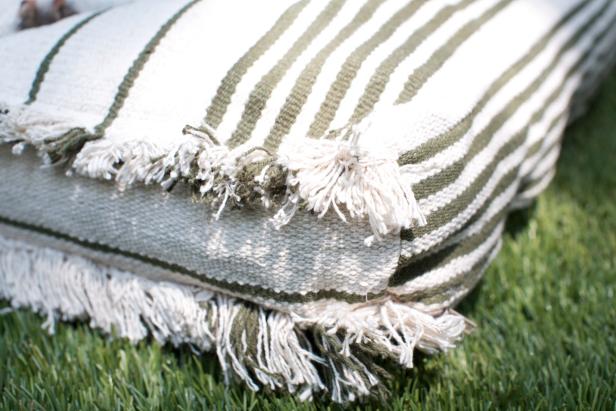 How to Slipcover a Pet Bed with a Flat Weave Rug