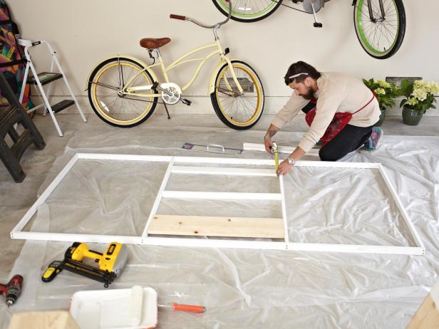 Original-ODOC-Laurie-March-building-barn-door-frame_s4x3 Original-ODOC-Laurie-March-building-barn-door-frame_s4x3