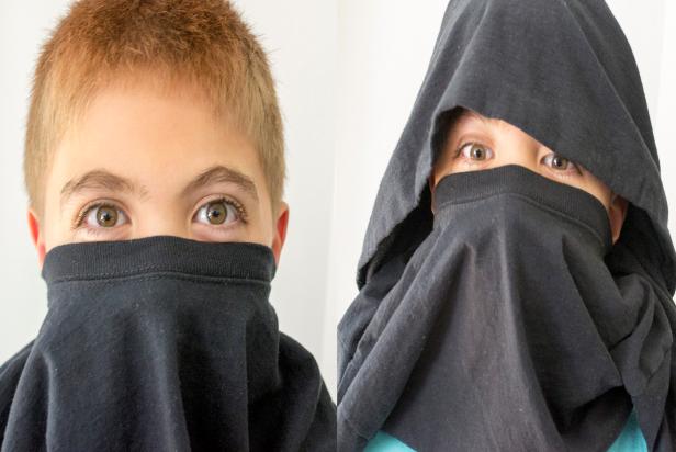 Easy DIY Costumes for Kids-Ninja Hood Part One
Easy DIY Costumes for Kids-Ninja Hood Part One
