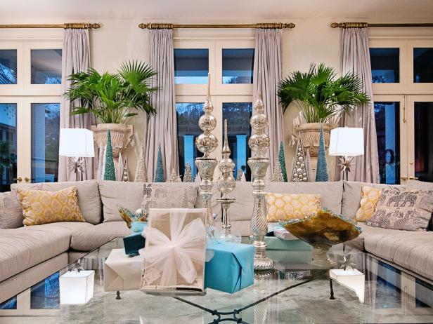 Blue Holiday Decorating Color Palette
Blue Holiday Decorating Color Palette