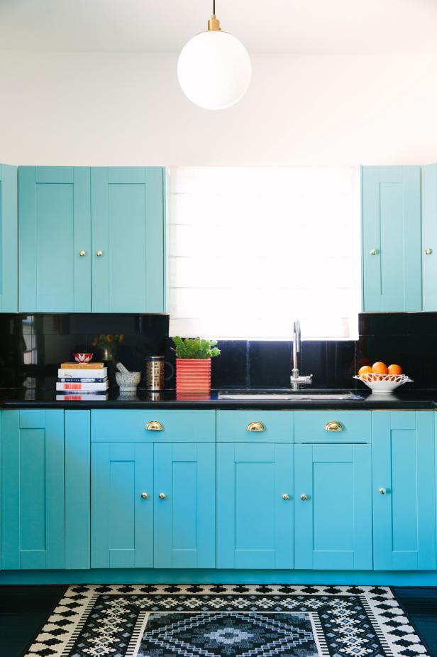 Brilliant Blue Cabinets in Contemporary Kitchen Brilliant Blue Cabinets in Contemporary Kitchen