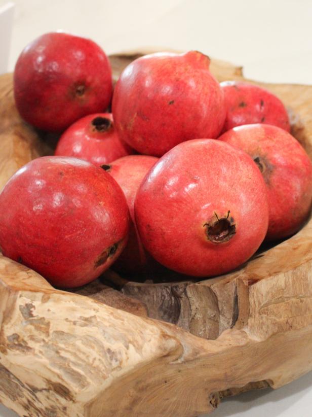 Pomegranates pomegranates