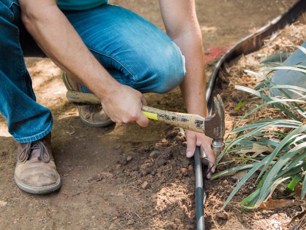 DIY Flagstone Path DIY Flagstone Path