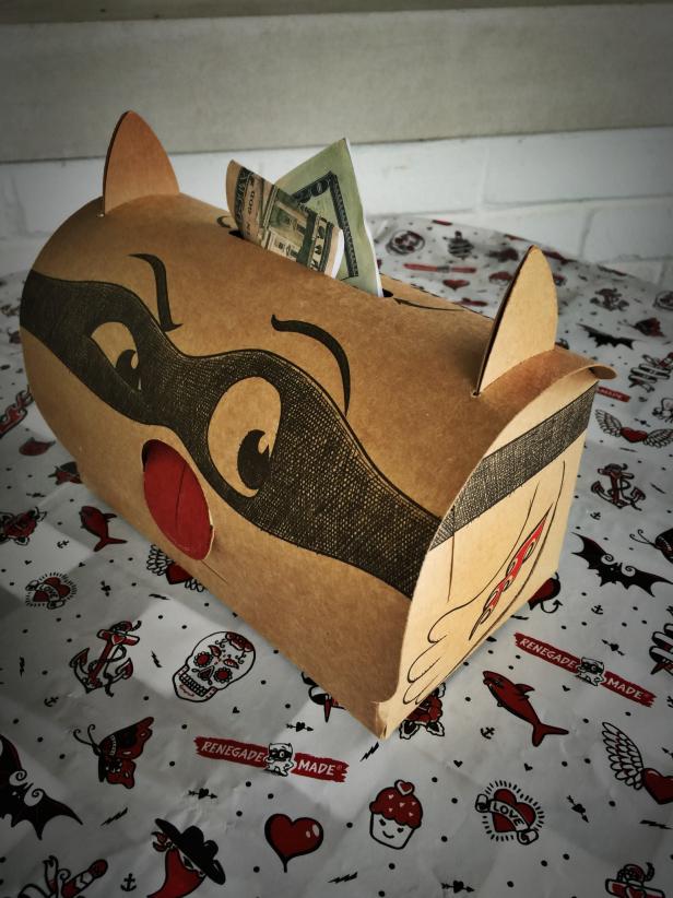 Cute Money Collection Box for a Charitable Activity Kit Cute Money Collection Box for a Charitable Activity Kit