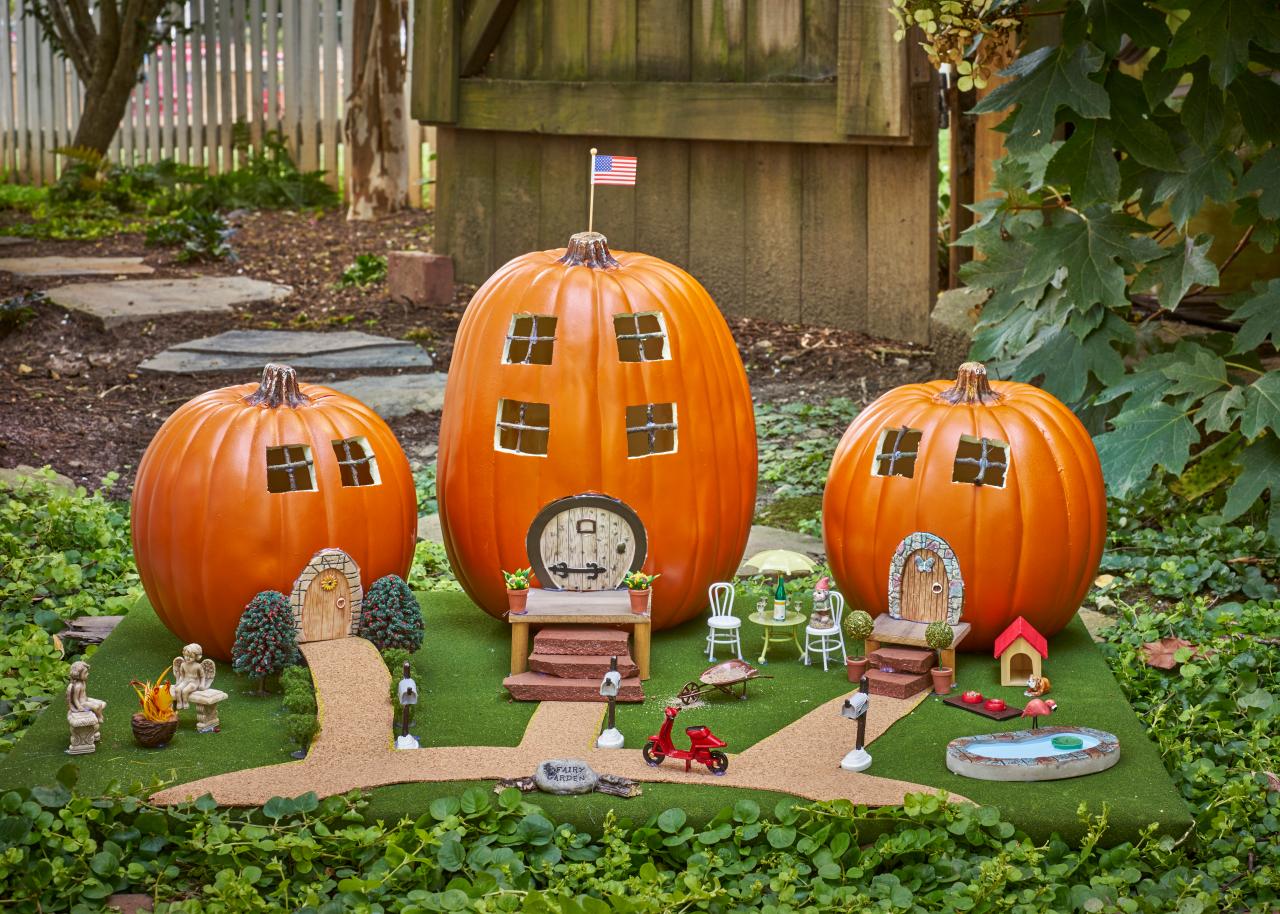 3 Pumpkin Decorating Ideas For Real Or Faux Pumpkins HGTV s 3-pumpkin-decorating-ideas-for-real-or-faux-pumpkins-hgtv-s