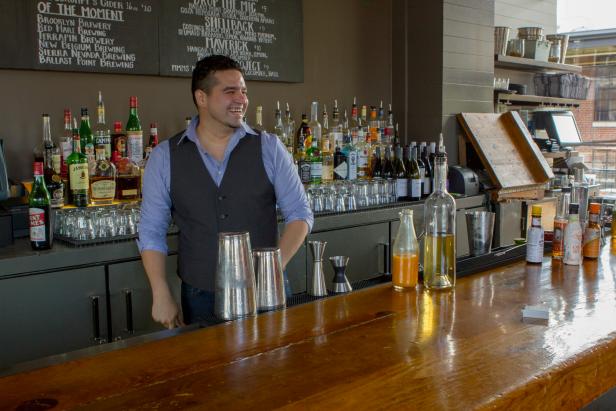 Mixologist Eduardo Guzman Mixologist Eduardo Guzman