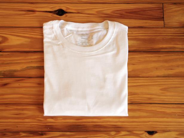 How to Fold a Shirt How to Fold a Shirt