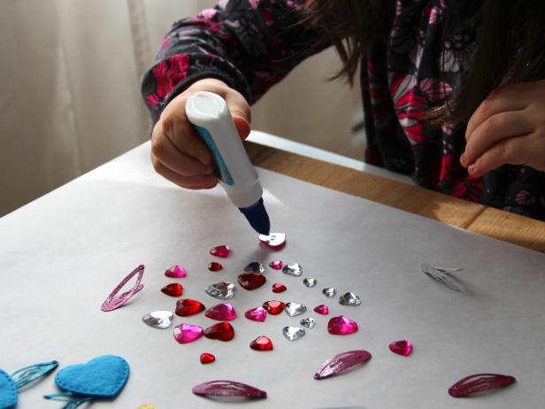A Quick and Easy Valentine Craft for Kids Kid Friendly Valentine Craft