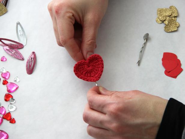 A Quick and Easy Valentine Craft for Kids Kid Friendly Valentine Craft Project