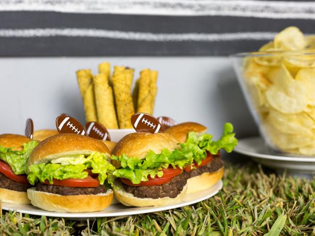Super Bowl party buffet table Super Bowl party buffet table