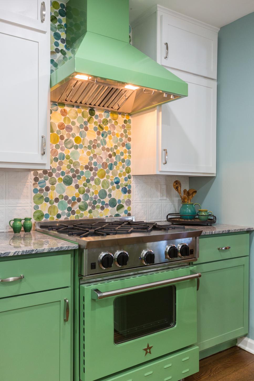 Our Favorite Kitchen Backsplashes | DIY