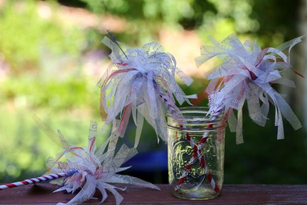 Make These Tulle Sparklers Make These Tulle Sparklers