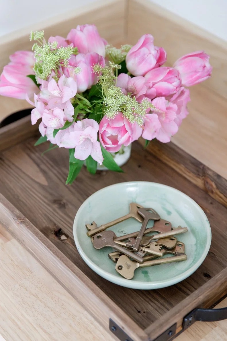 Entry and Powder Room at DIY Network Blog Cabin 2016
