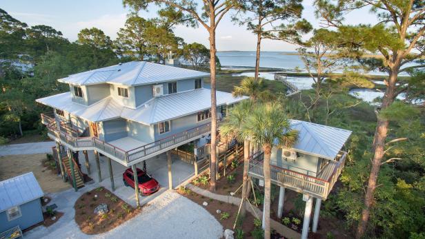 Updated Look Exterior photos of DIY Network Blog Cabin 2016