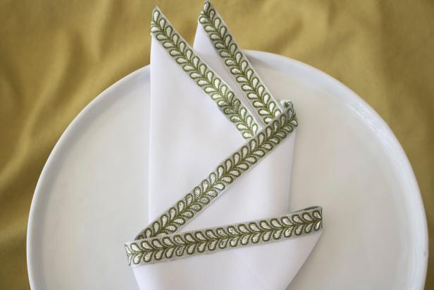 1 Napkin, 3 Ways: What's your favorite style for a wedding napkin? 1 Napkin, 3 Ways: What's your favorite style for a wedding napkin?