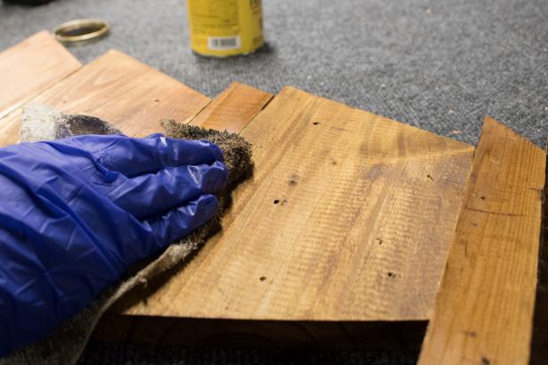 Build This Rustic Tree to Accessorize Your Desk Build This Rustic Tree to Accessorize Your Desk