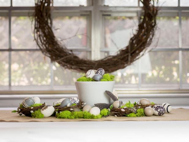 Simple Modern Easter Table Centerpiece Simple Modern Easter Table Centerpiece