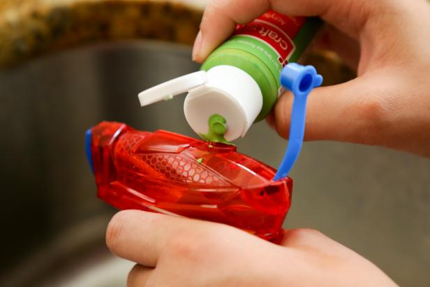 Add Paint to the Watergun for Painting Add Paint to the Watergun for Painting