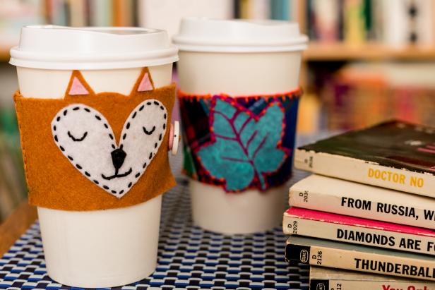 DIY Fox and Leaf Coffee Sleeves DIY Coffee Sleeves