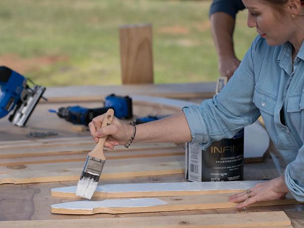Mina Starsiak of Good Bones partners with Lowes. Not to be used for alternative clients/purposes.