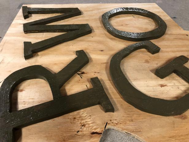 How to Make Mossy Garden Letters to Decorate Your Garden Learn how to make these mossy-covered garden letters for your garden.