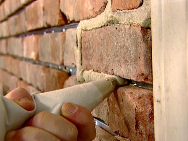 Brick Mortar Techniques & Tips Video | DIY