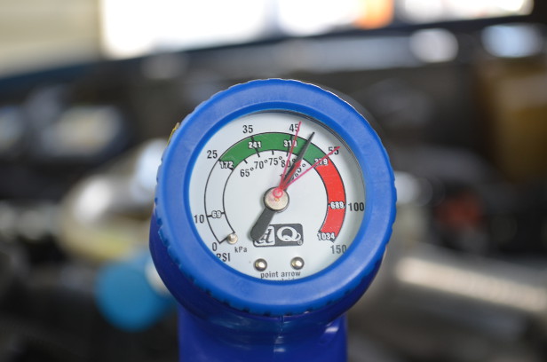 Automotive A/C Test Thermometer for R-12 and R-134a Refrigerant 
