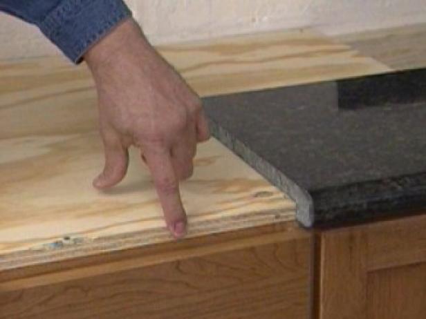 Installing A Do It Yourself Granite Countertop How Tos Diy