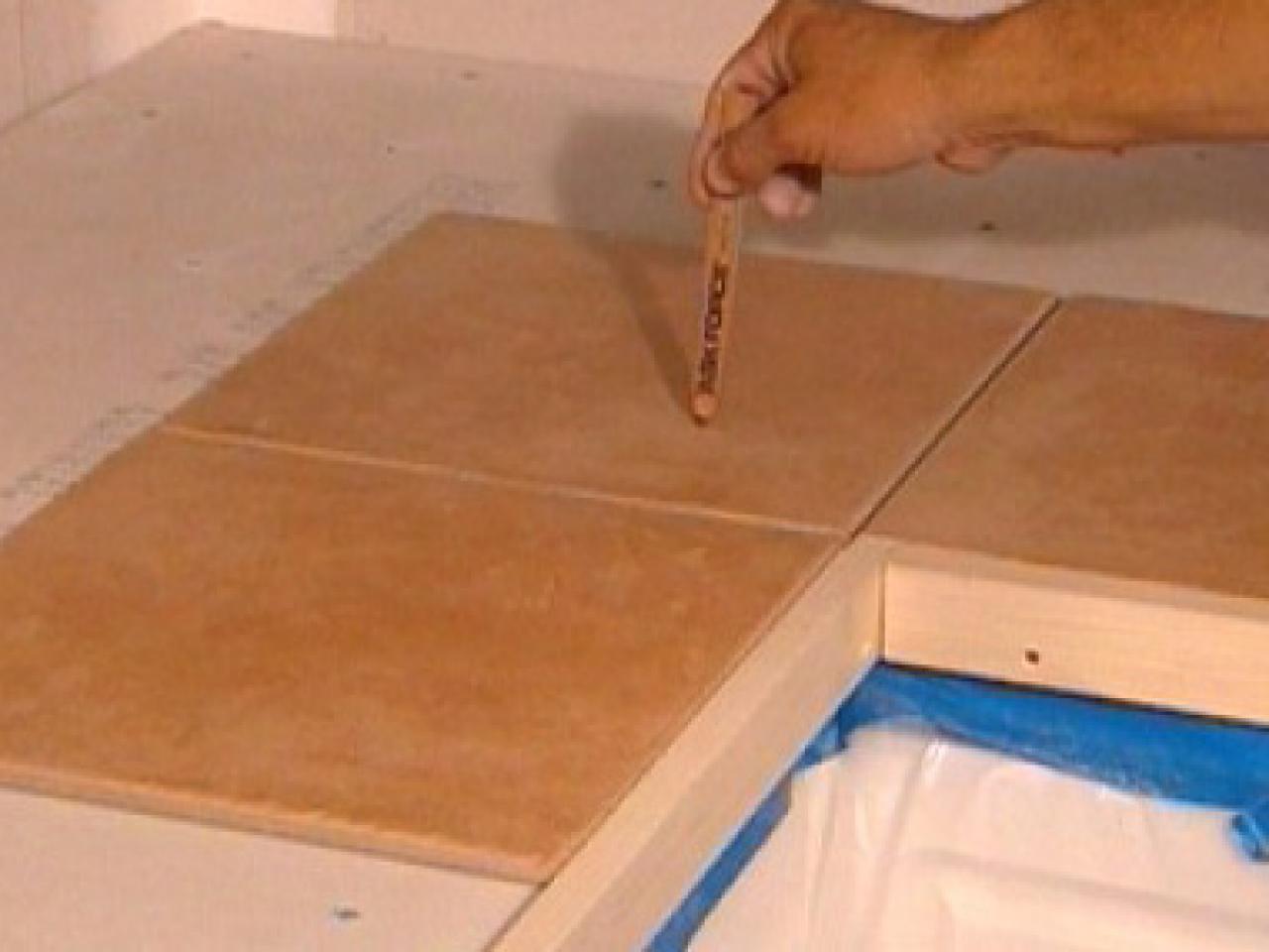 Install Tiles On A Kitchen Countertop, How To Retile A Bathroom Countertop
