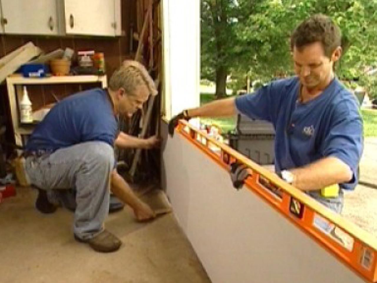 How To Replace A Garage Door How Tos Diy