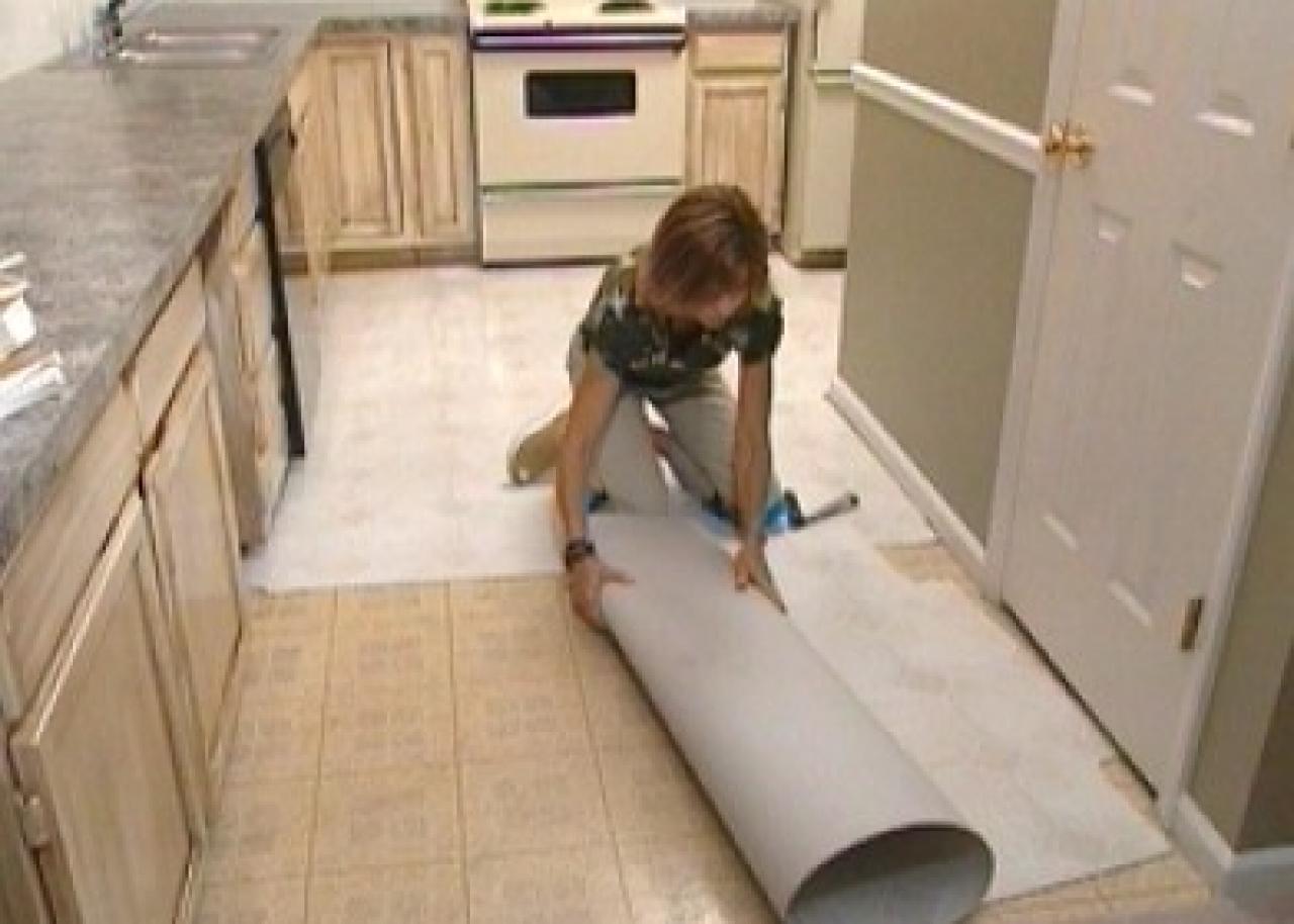 how-to-stick-vinyl-flooring-to-walls-tutorial-pics