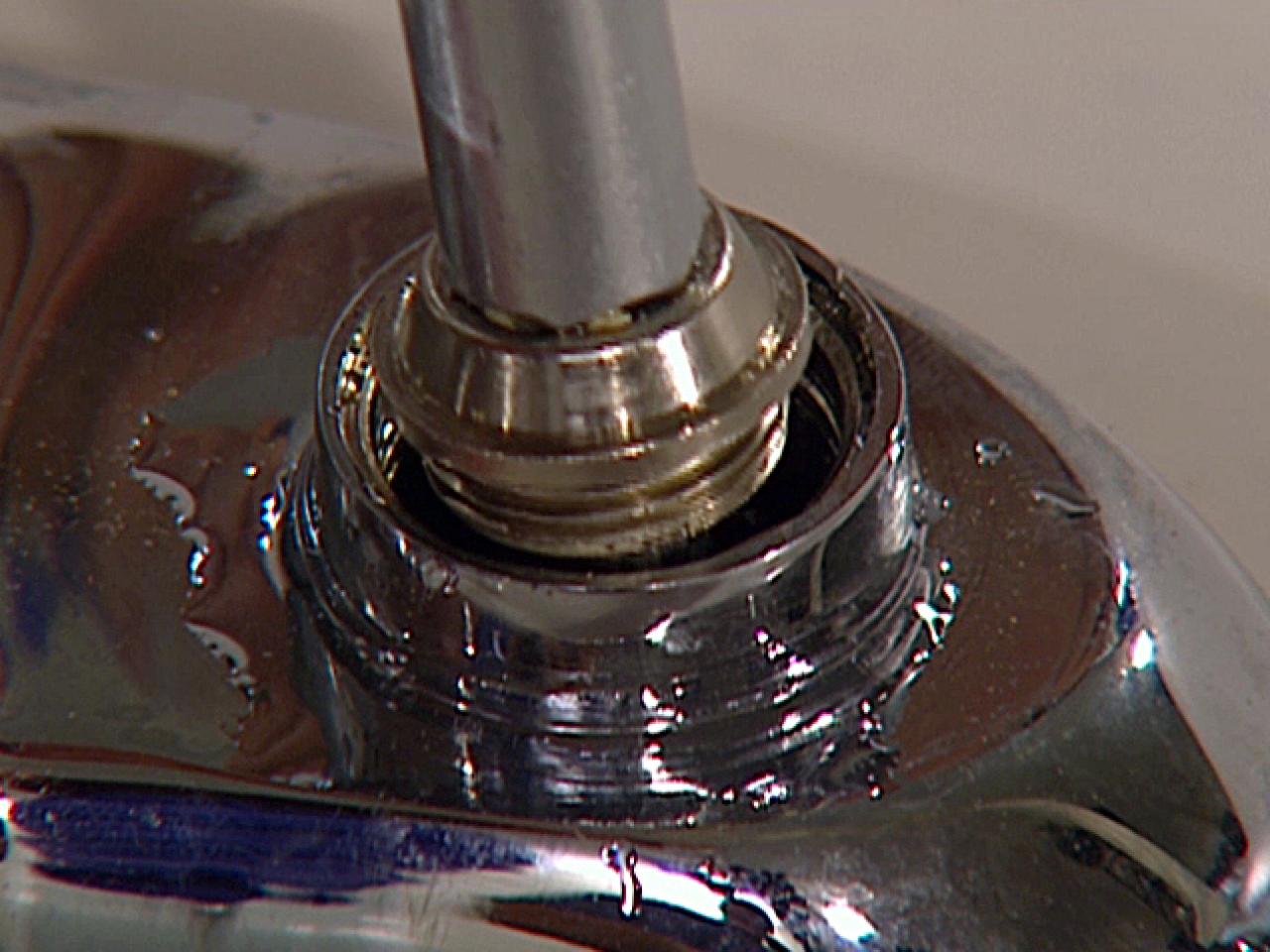 How To Repair A Compression Faucet How Tos DIY