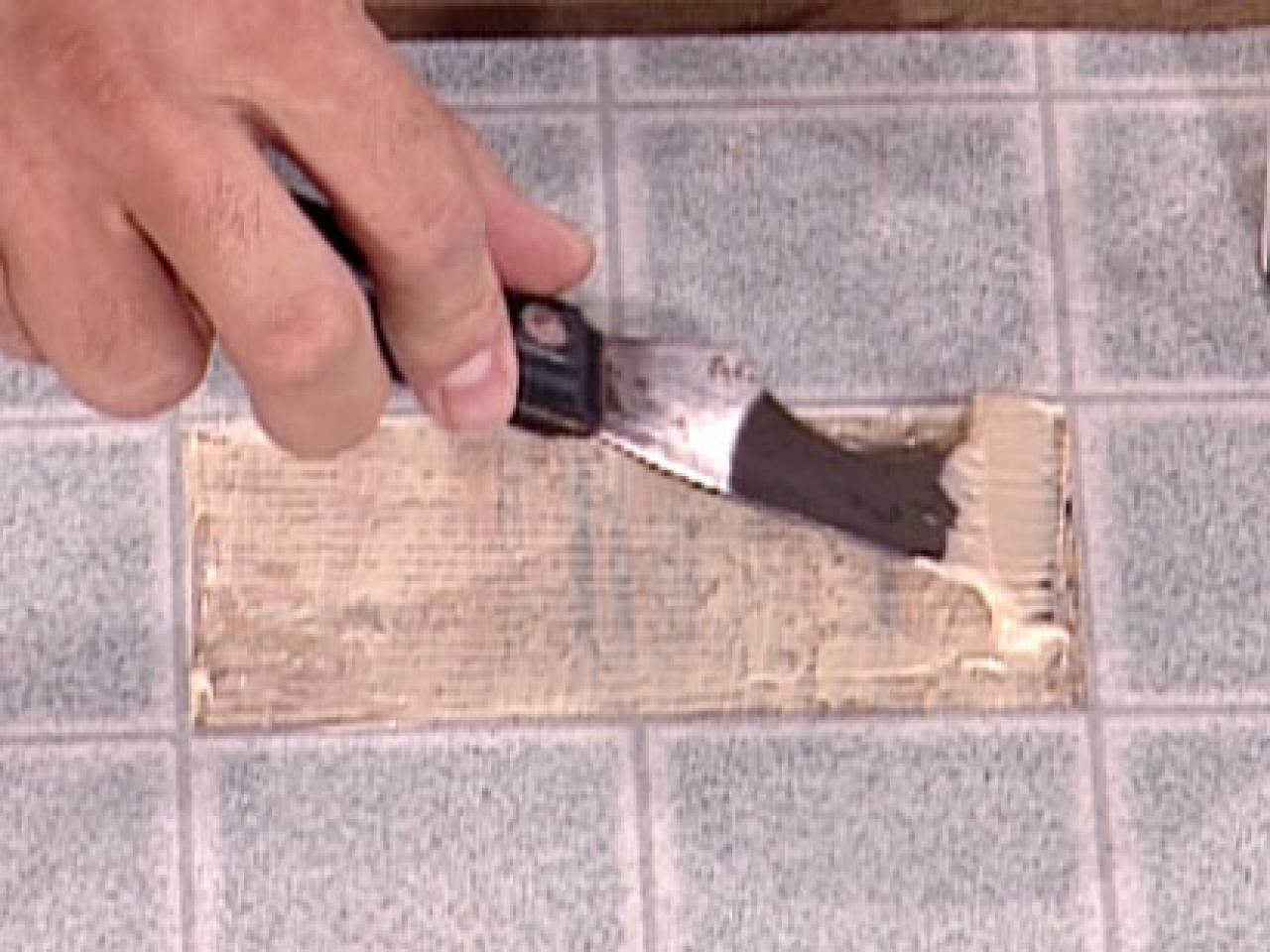 How To Patch Vinyl Flooring Tos Diy, How To Fix Holes In Vinyl Flooring