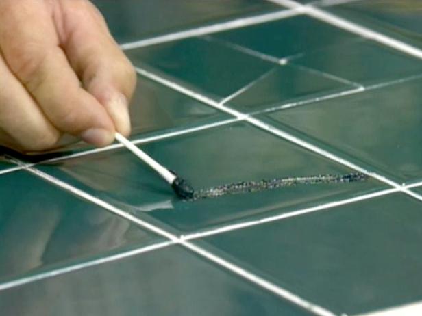 How To Repair Ed Tiles Tos Diy, How To Replace Broken Tile On Floor