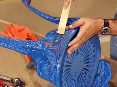 Removing Rust From Wrought Iron Diy, How To Strip Paint From Cast Iron Furniture