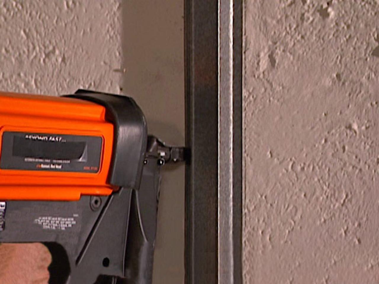 Rigid drywall screw gun