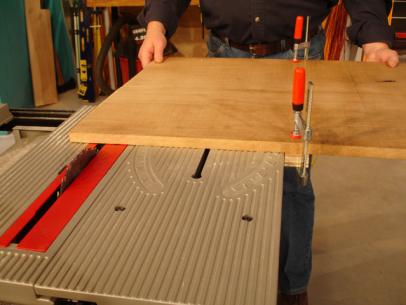 How To Square Wood On A Table Saw How Tos Diy