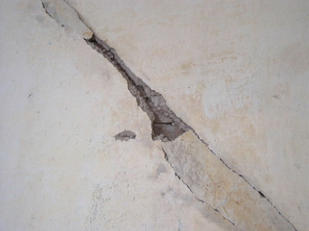 covering cracked plaster walls