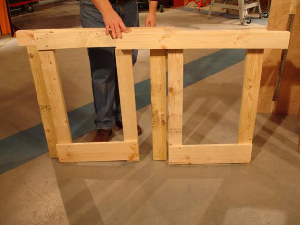 How to Make a Fold-Down Workbench how-tos DIY