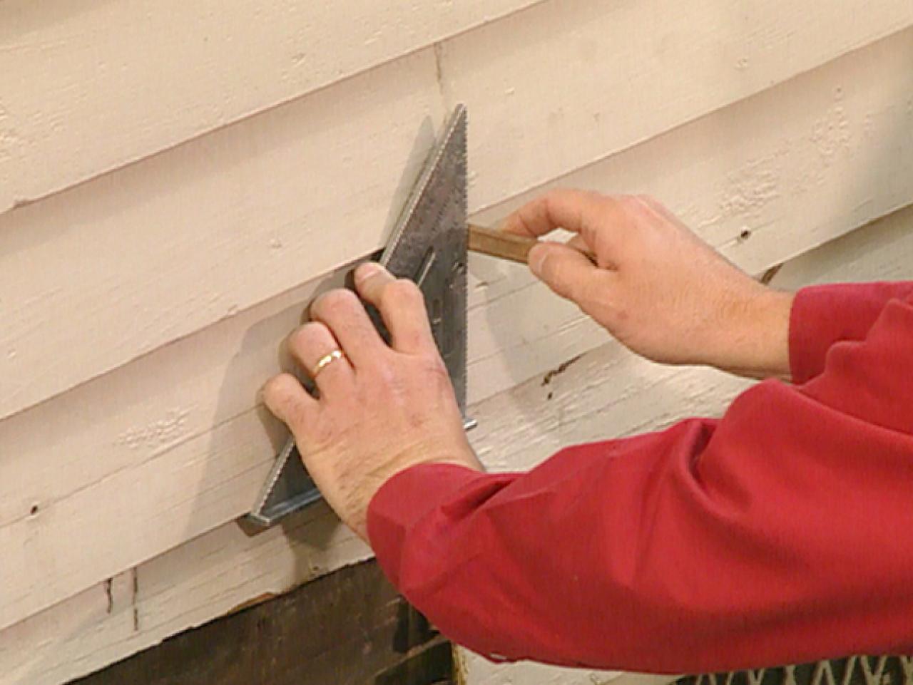 How To Repair Clapboard Siding | How-tos | DIY