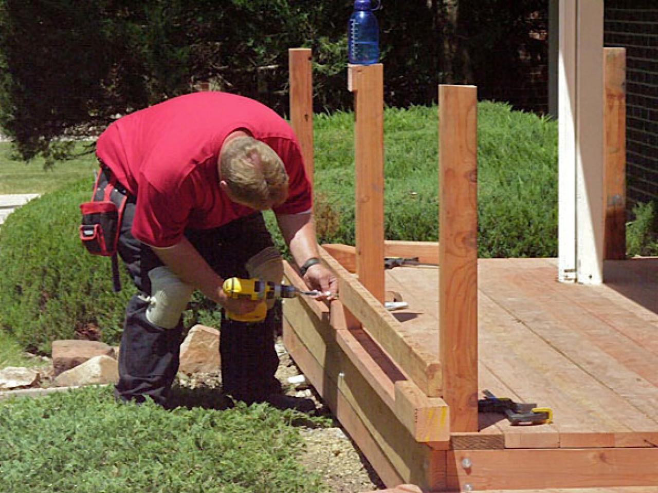 How to Build Custom Deck Railings | how-tos | DIY