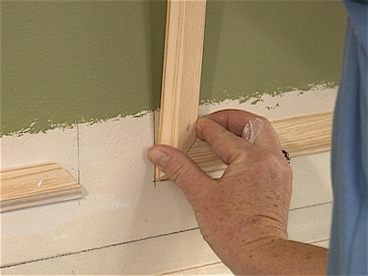 How to Create Paneled Walls howtos DIY