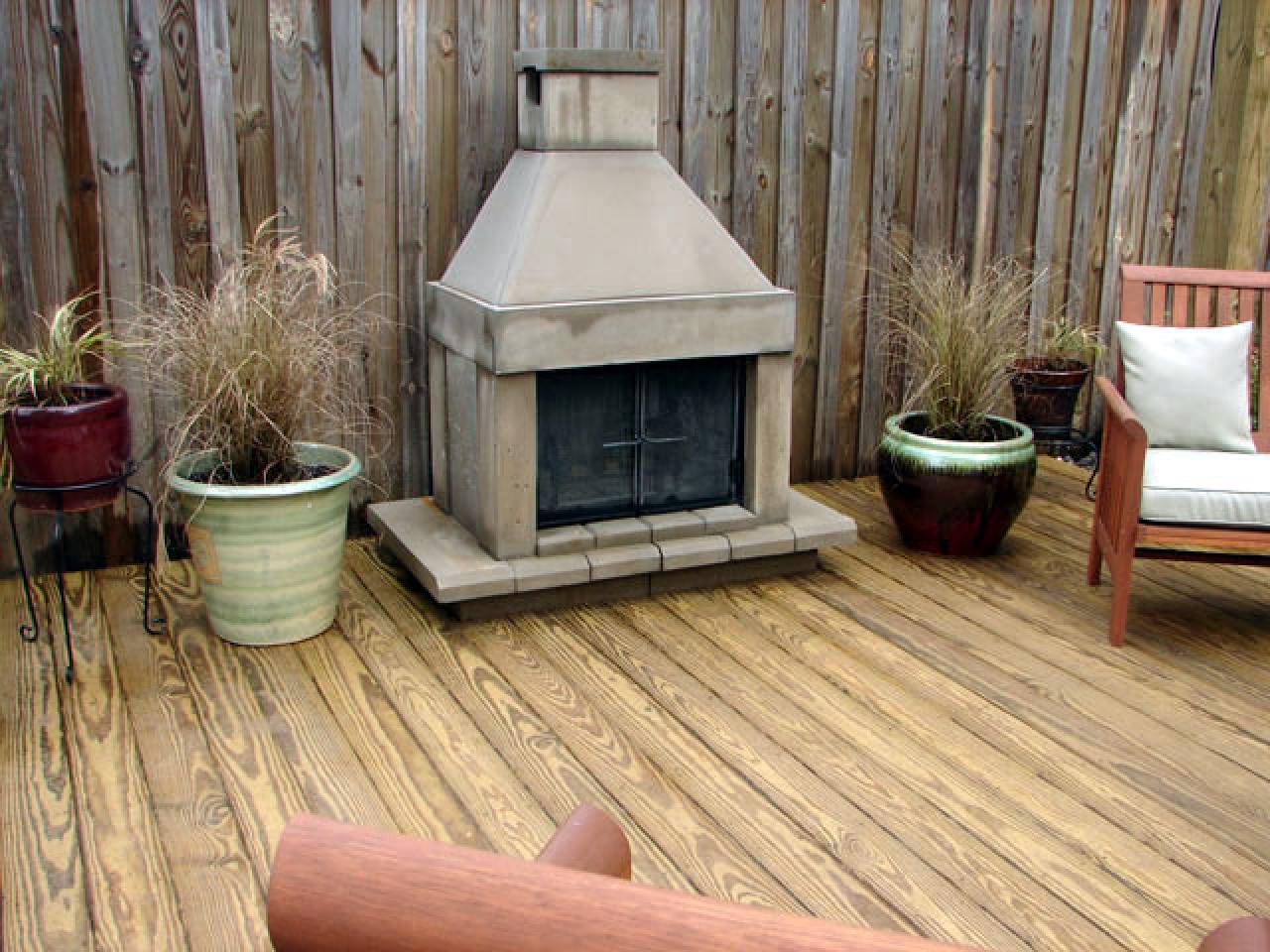 66 Fire Pit And Outdoor Fireplace Ideas, Can You Put A Stone Fireplace On Wood Deck