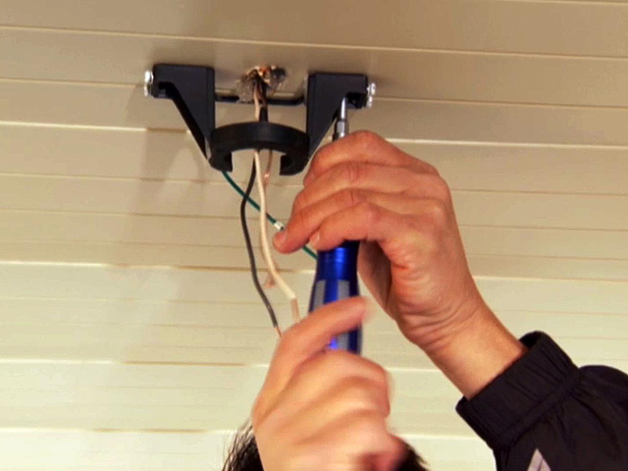 How To Hang An Outdoor Ceiling Fan How Tos Diy