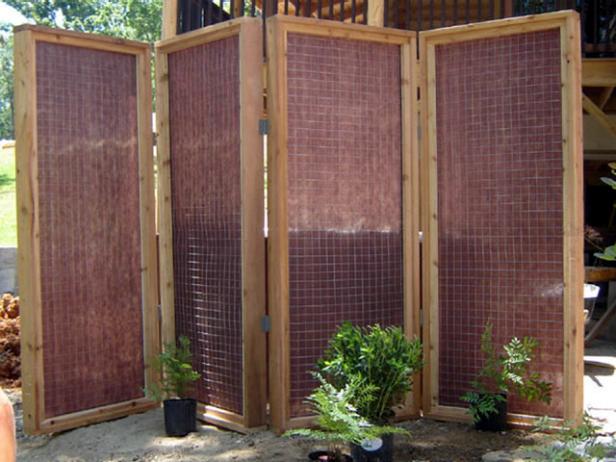 Privacy Screen For An Outdoor Hot Tub, How To Build A Garden Privacy Screen