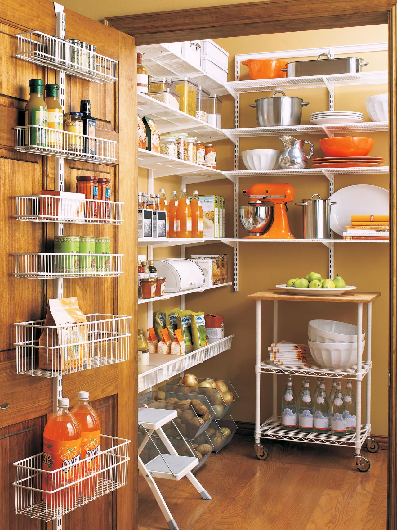 Pantries For An Organized Kitchen Diy, How To Build A Free Standing Kitchen Pantry Cabinet